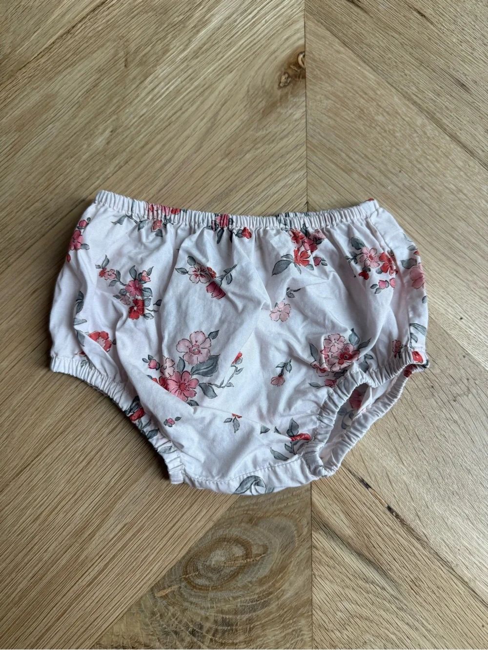 Illoura floral bloomers 3-6 months